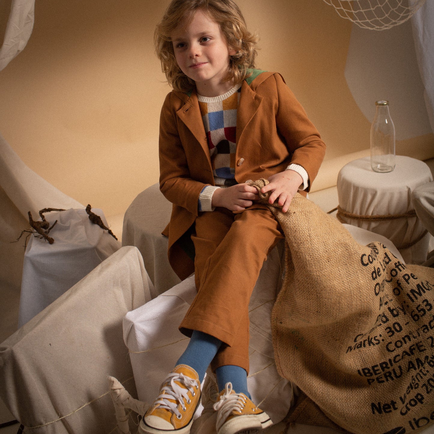 Pantalón pinzas toffee