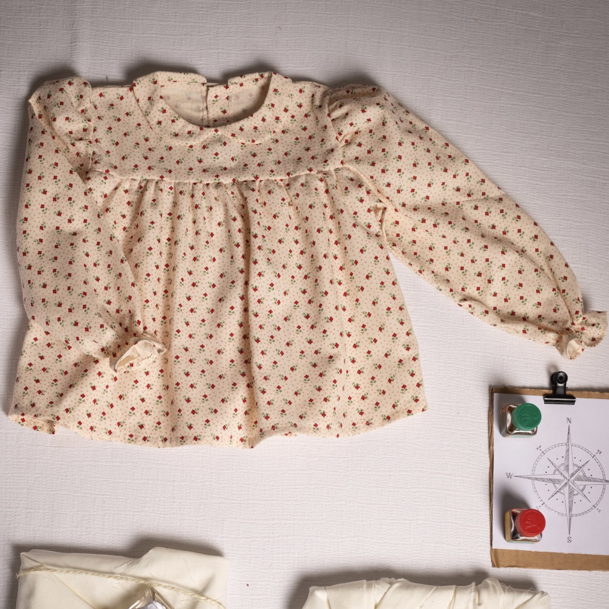 Nasáu shirt with yoke