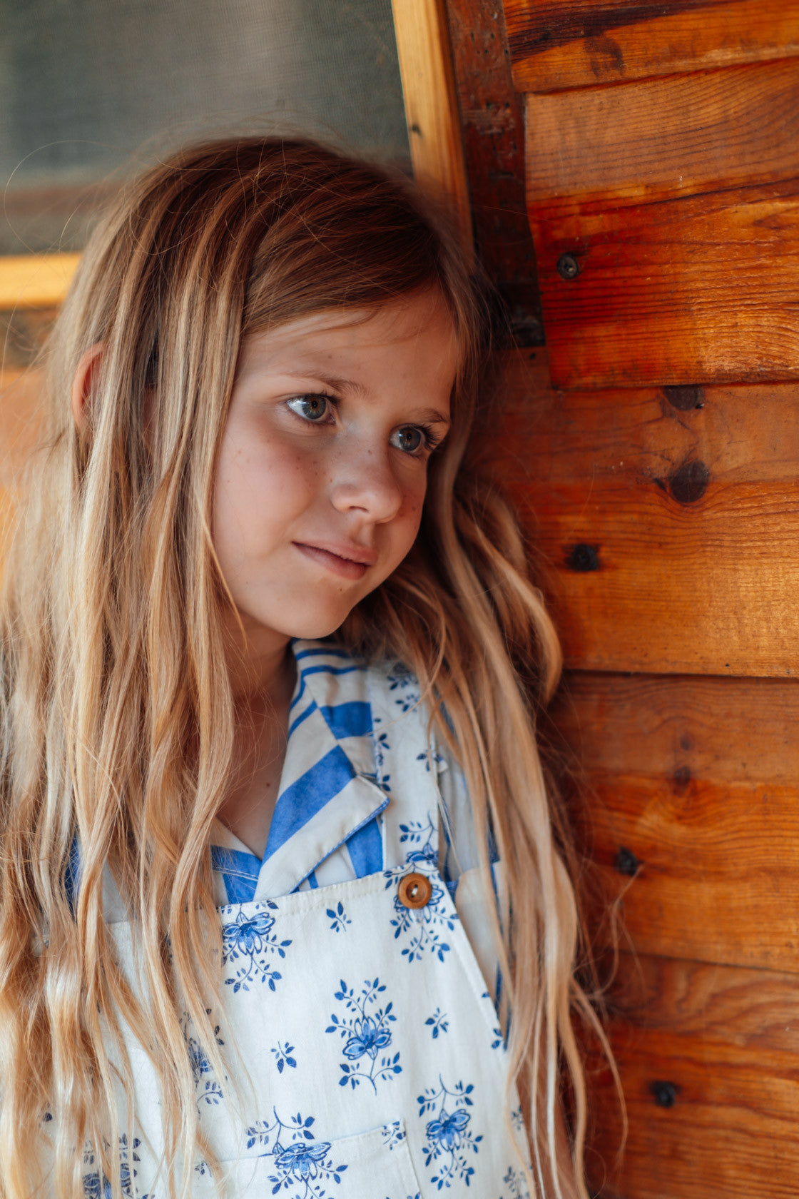 Deep blue stripe lapel shirt