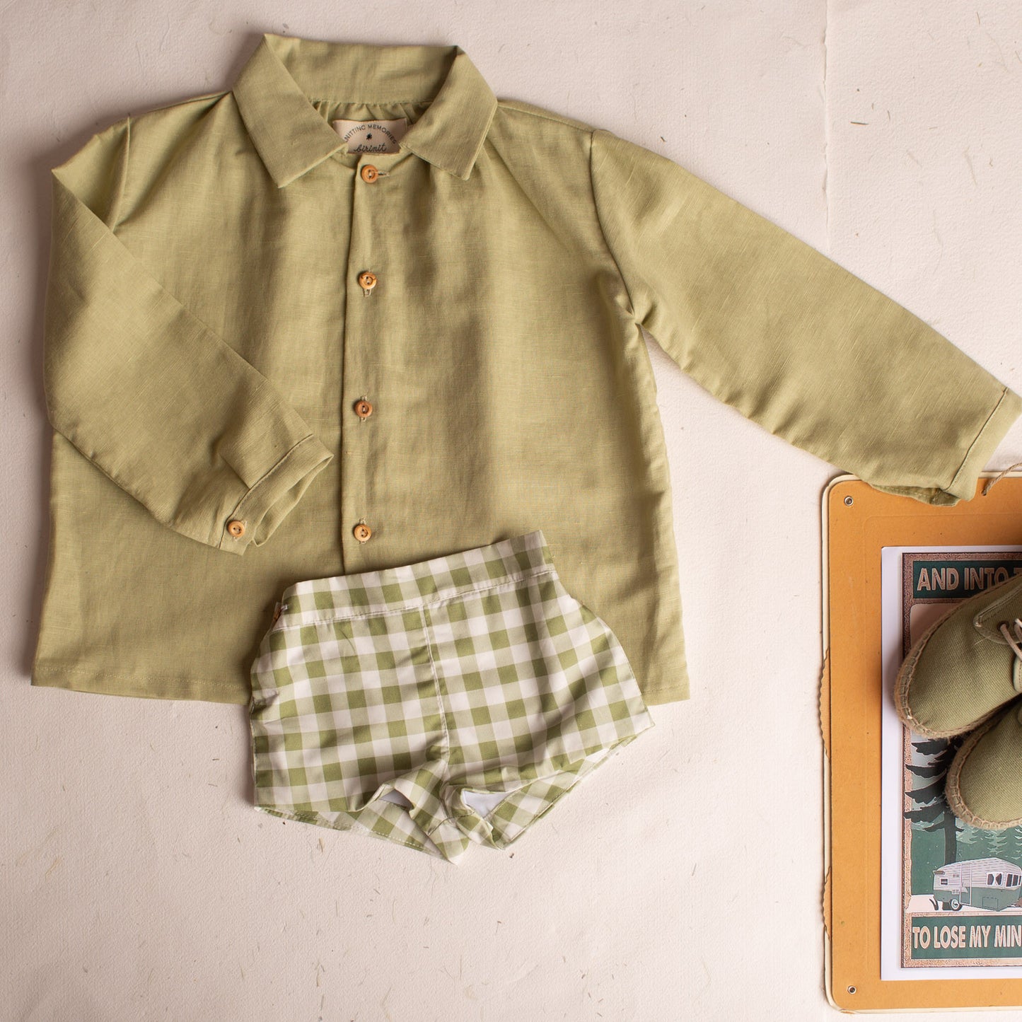 Pistachio linen Dalí shirt