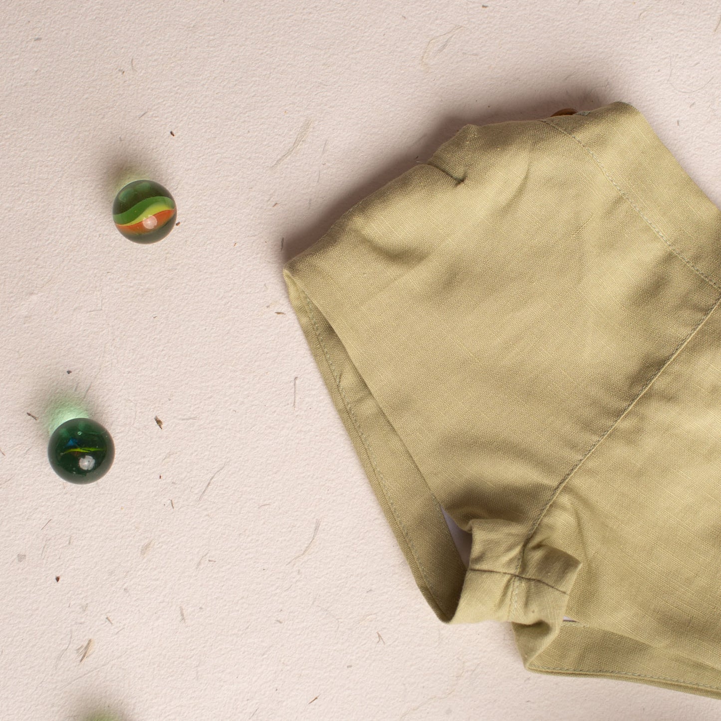 Pantalón corto lino pistacho