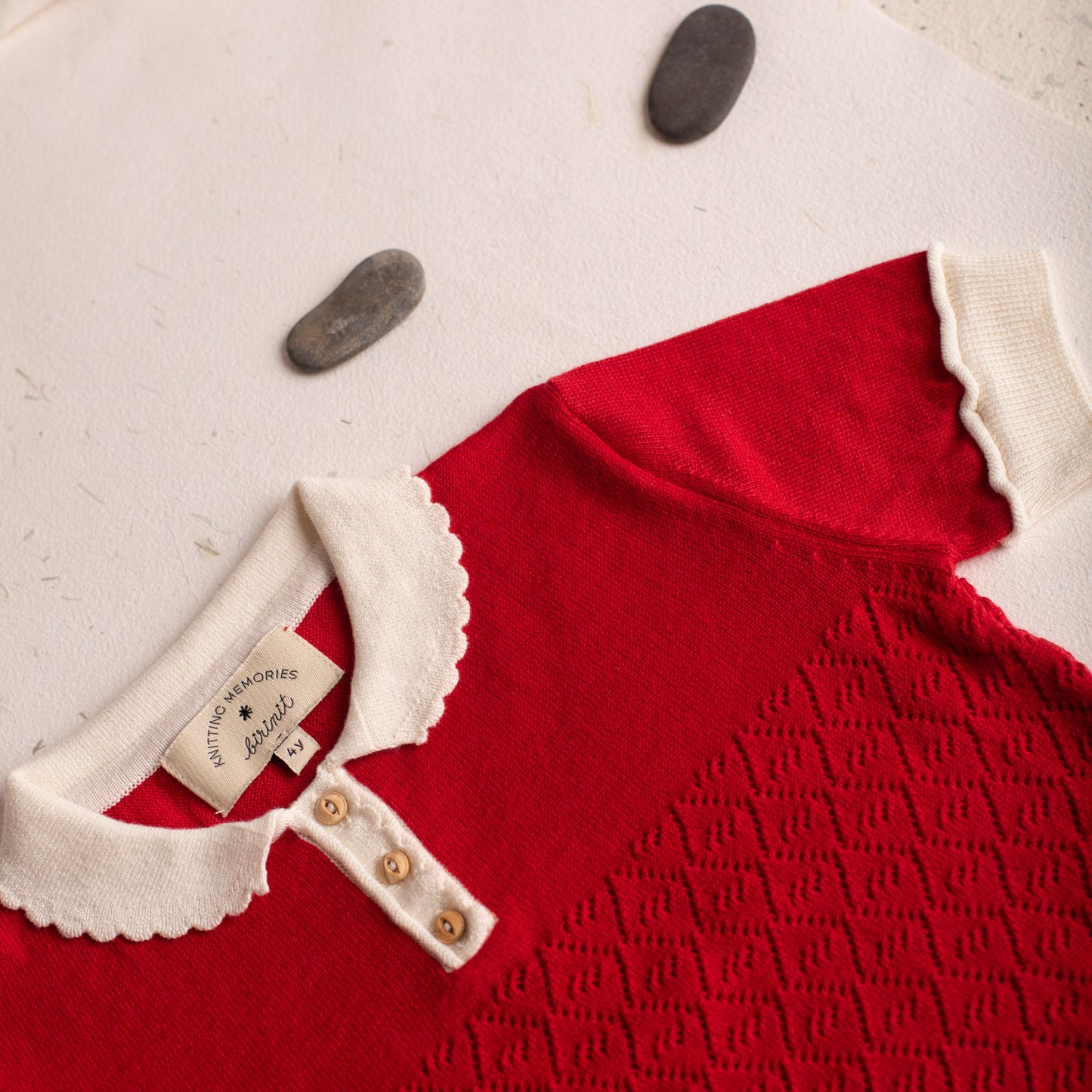 Red short sleeve Biri sweater