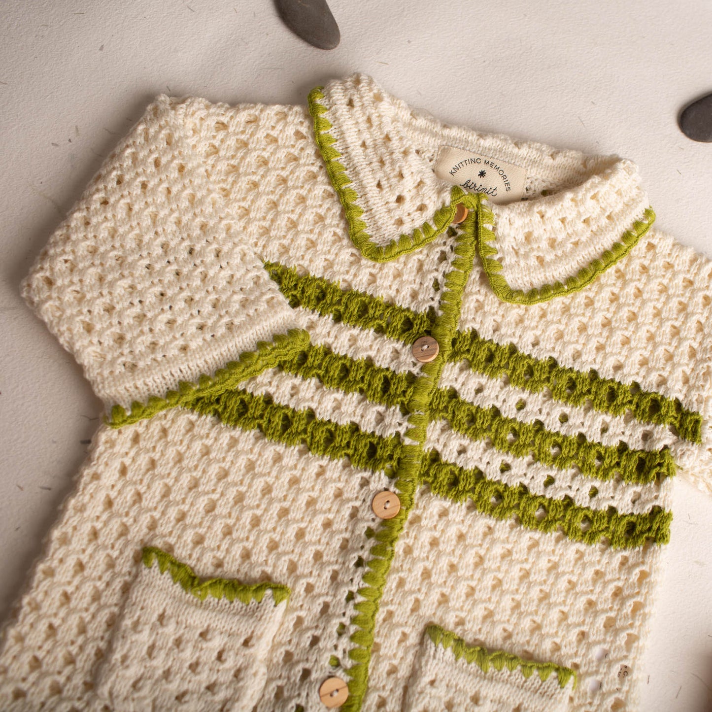 Chaqueta calada pistacho