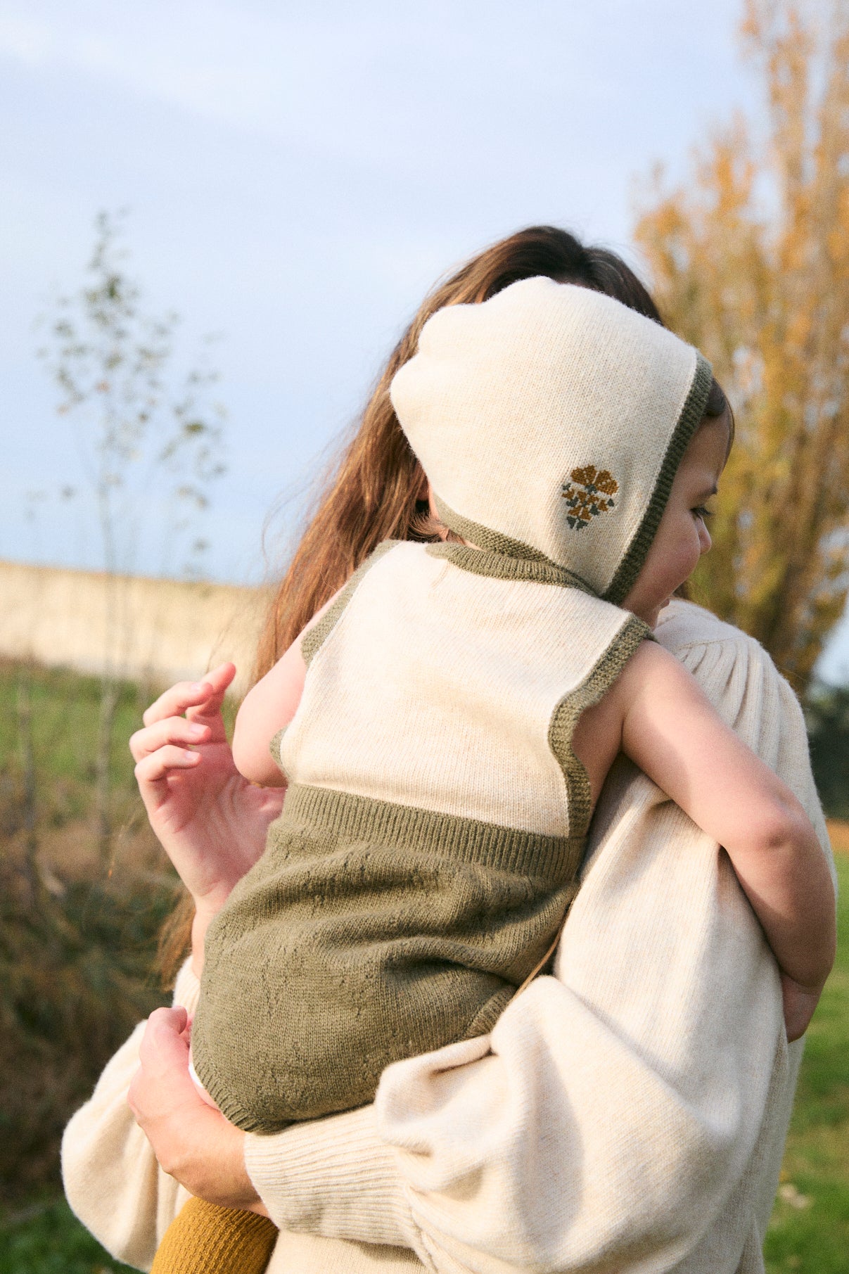 Green knit embroidered hood baby