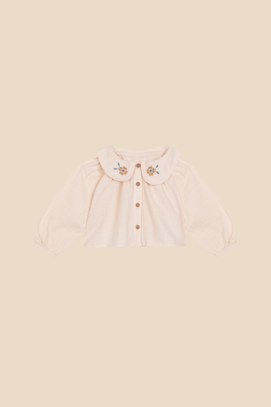 Camisa bordada cruda cuello Peter Pan