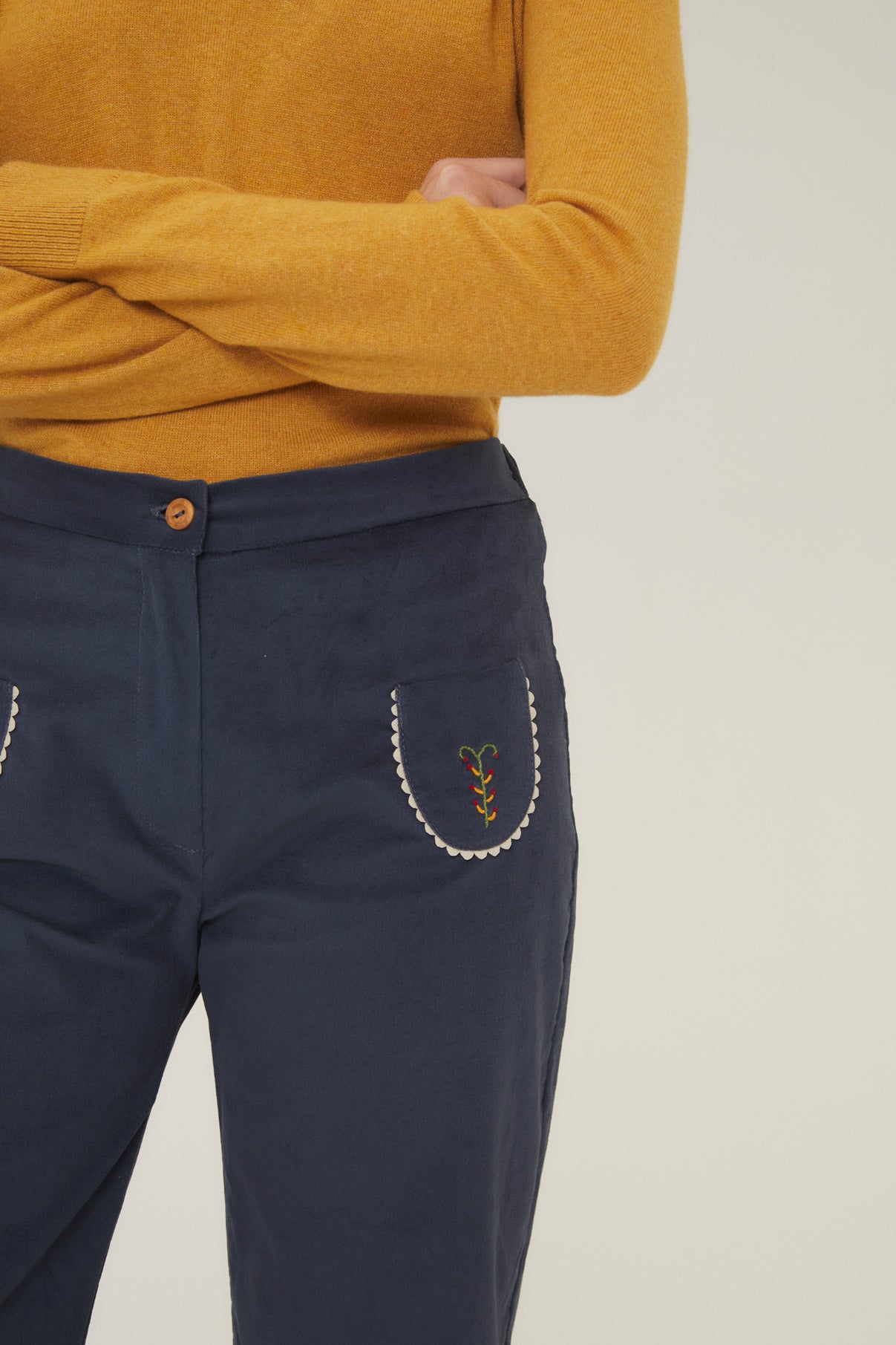 Women's velvet bell-bottom trousers Cobalt blue embroidery