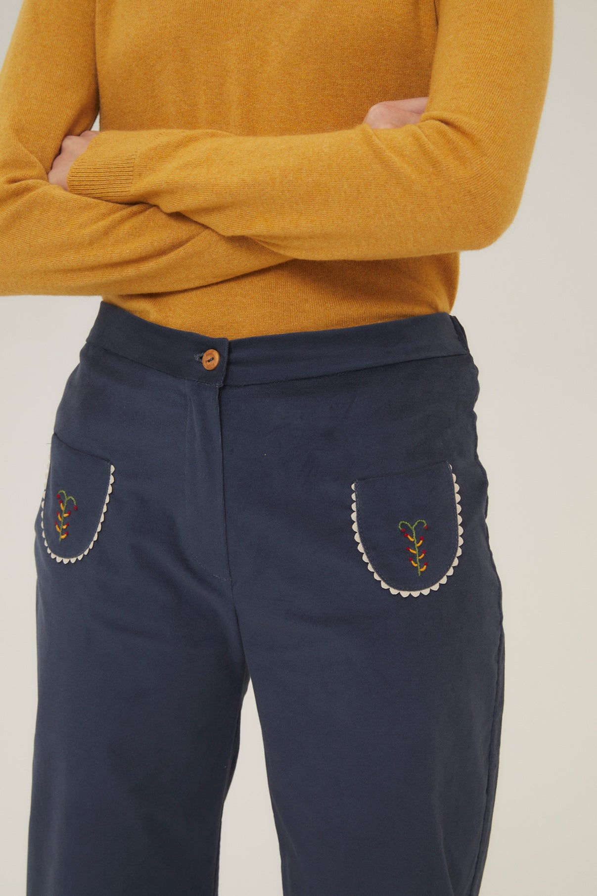 Women's velvet bell-bottom trousers Cobalt blue embroidery