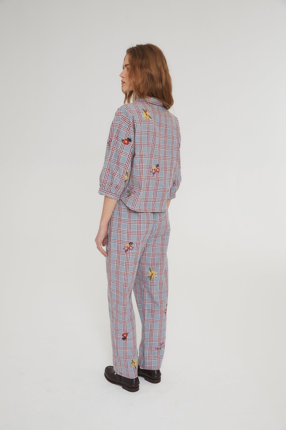 Women's embroidered trousers Lob