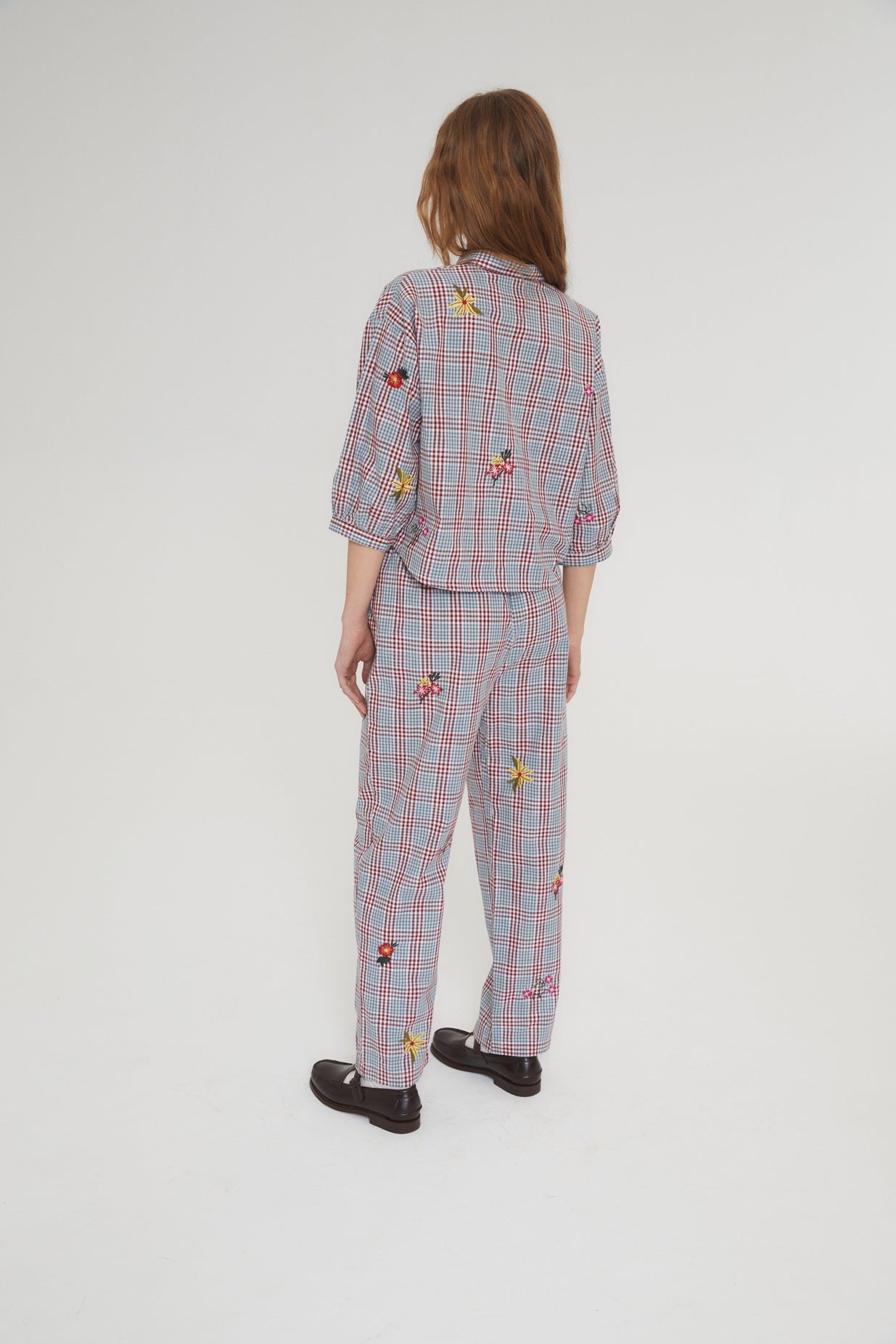 Women's embroidered trousers Lob
