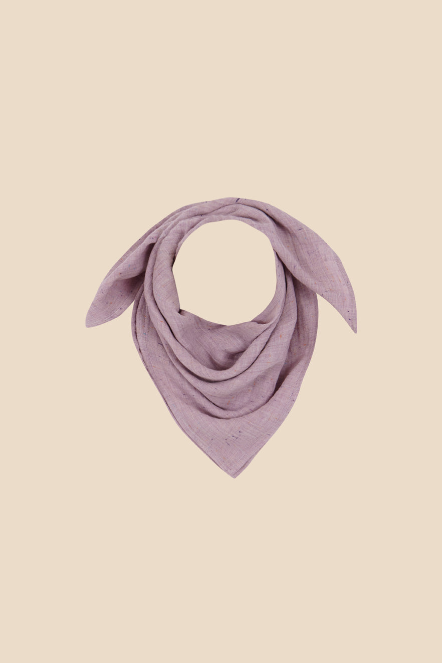 Headkerchief lilly