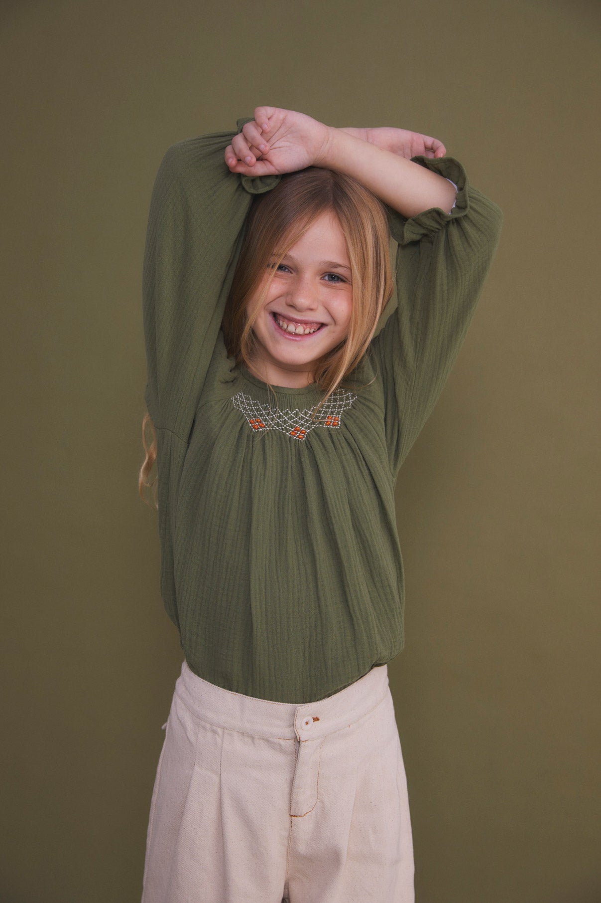 Green Antique bambula smocked blouse kid