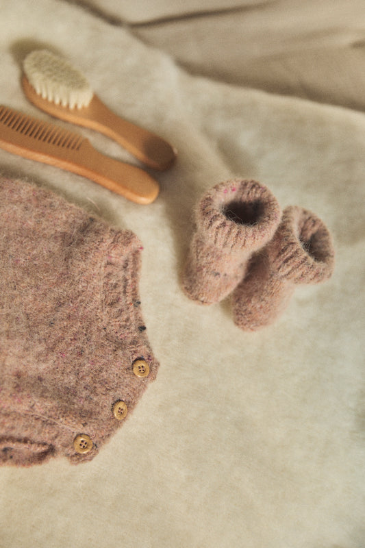Light Pink knit booties