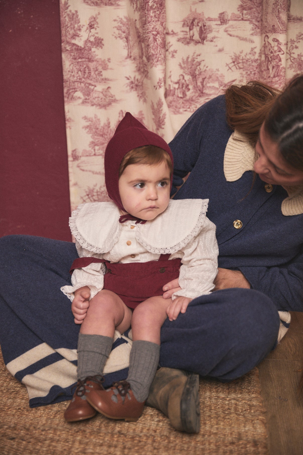 Amarena knit hood baby