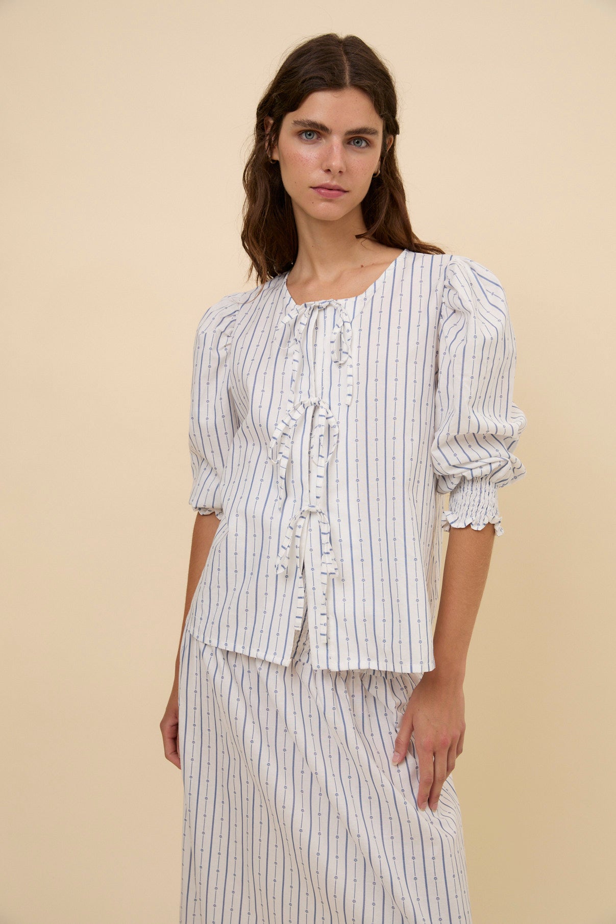Woman Cáncaro blouse