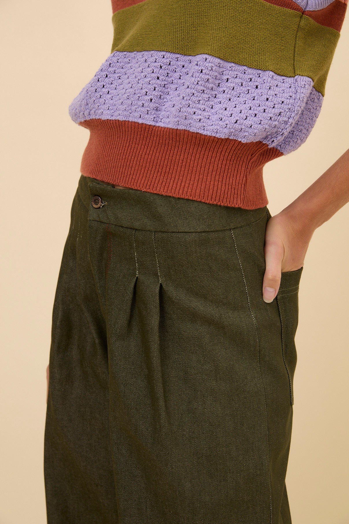 Woman Kaki denim pants