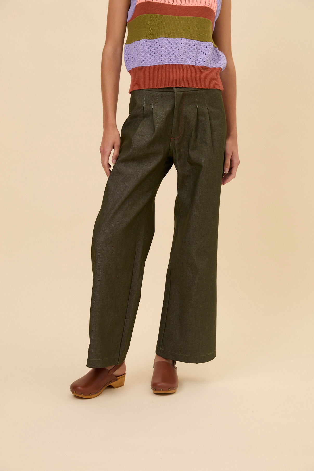 Woman Kaki denim pants