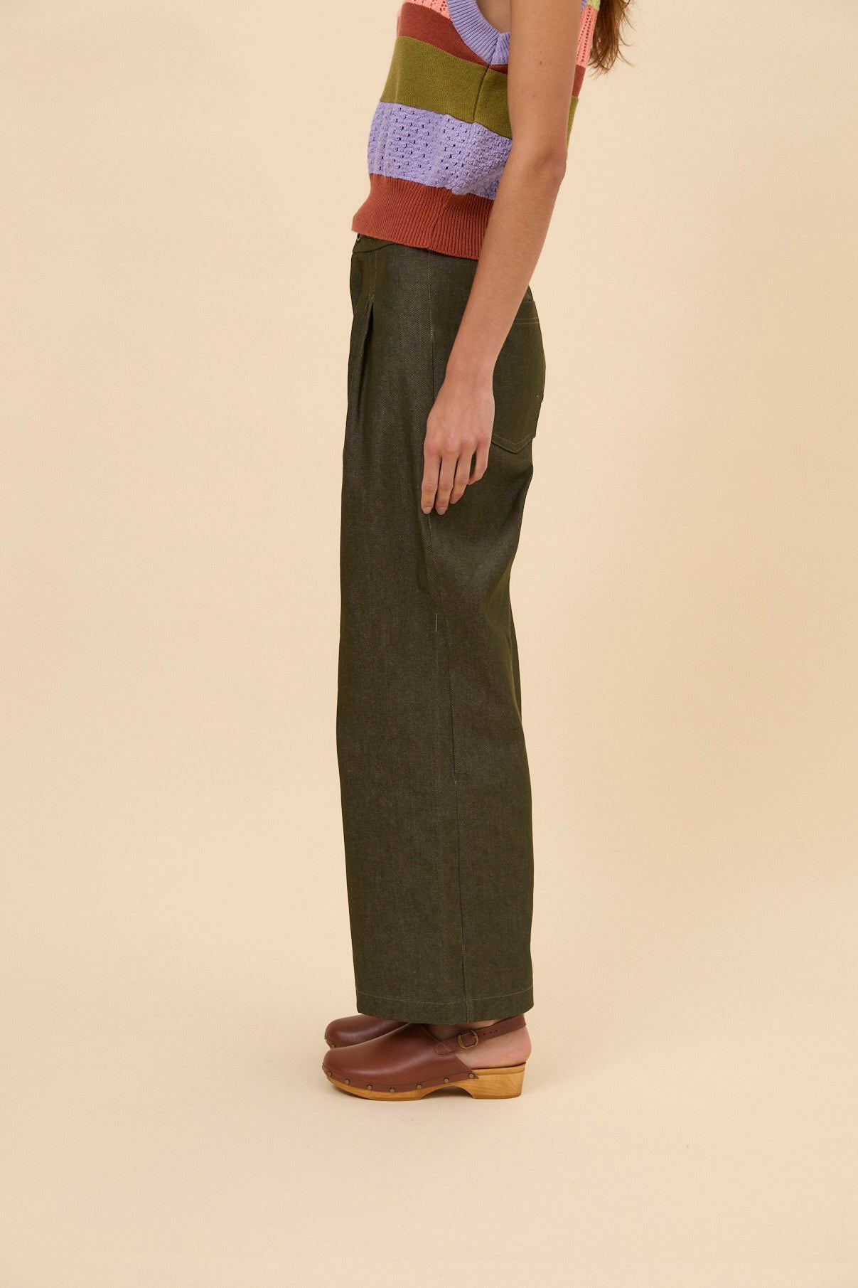 Woman Kaki denim pants