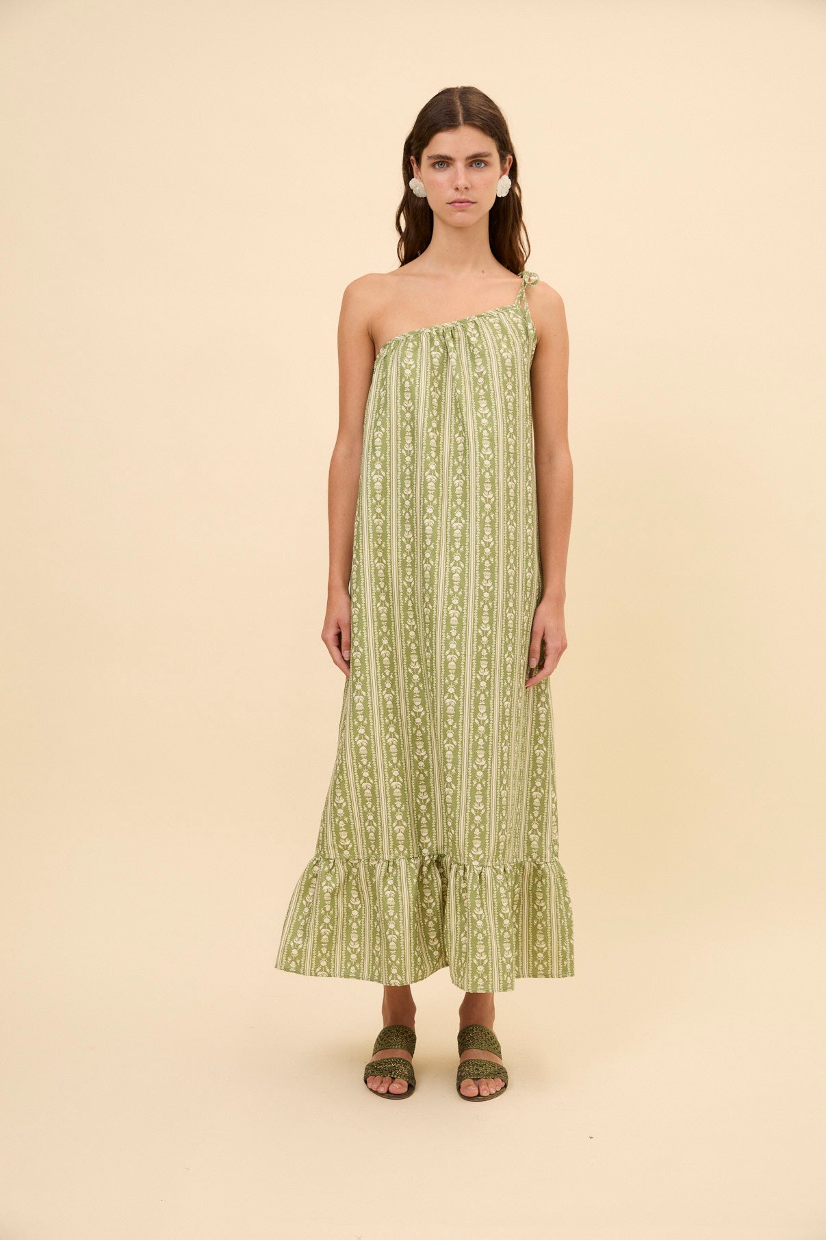 Woman Loiba dress
