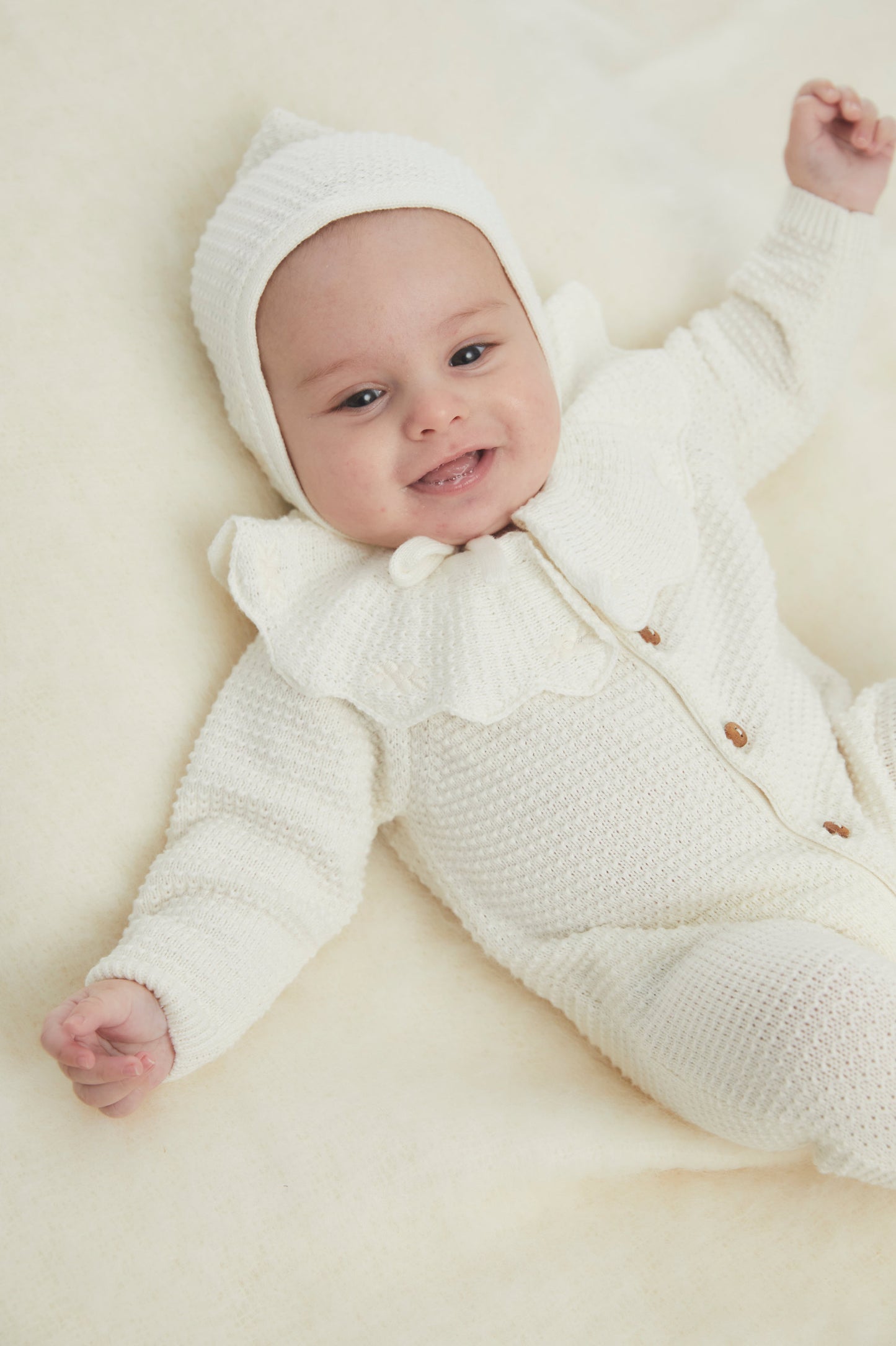 New born chasmere knit hood