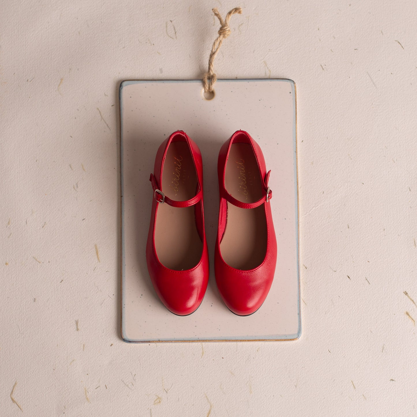 Women's red tumedowners