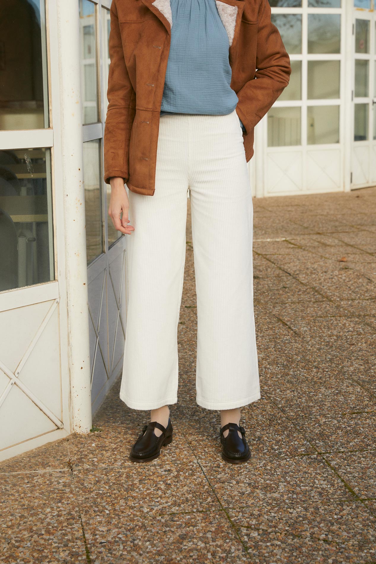 Women's raw corduroy bell-bottom trousers