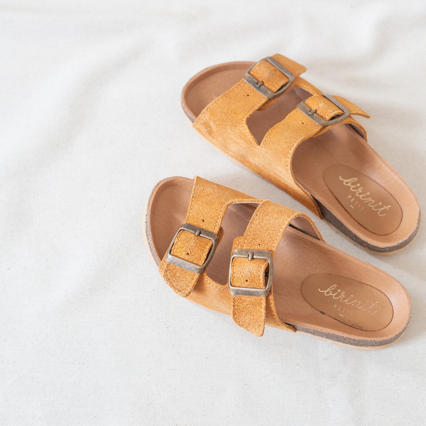Women's camel suede bio sandal