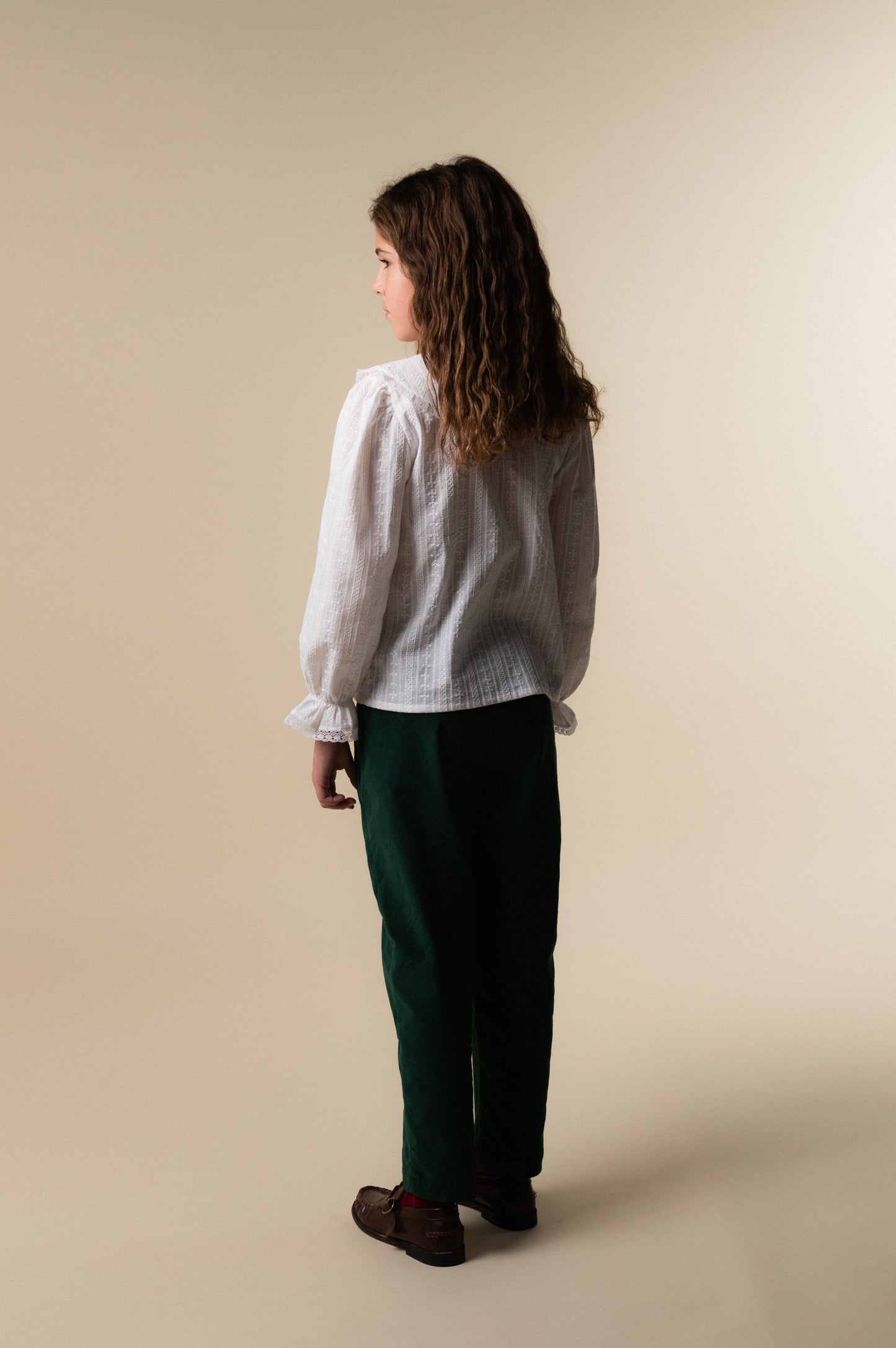 Pantalón pinzas velvet Verde niña