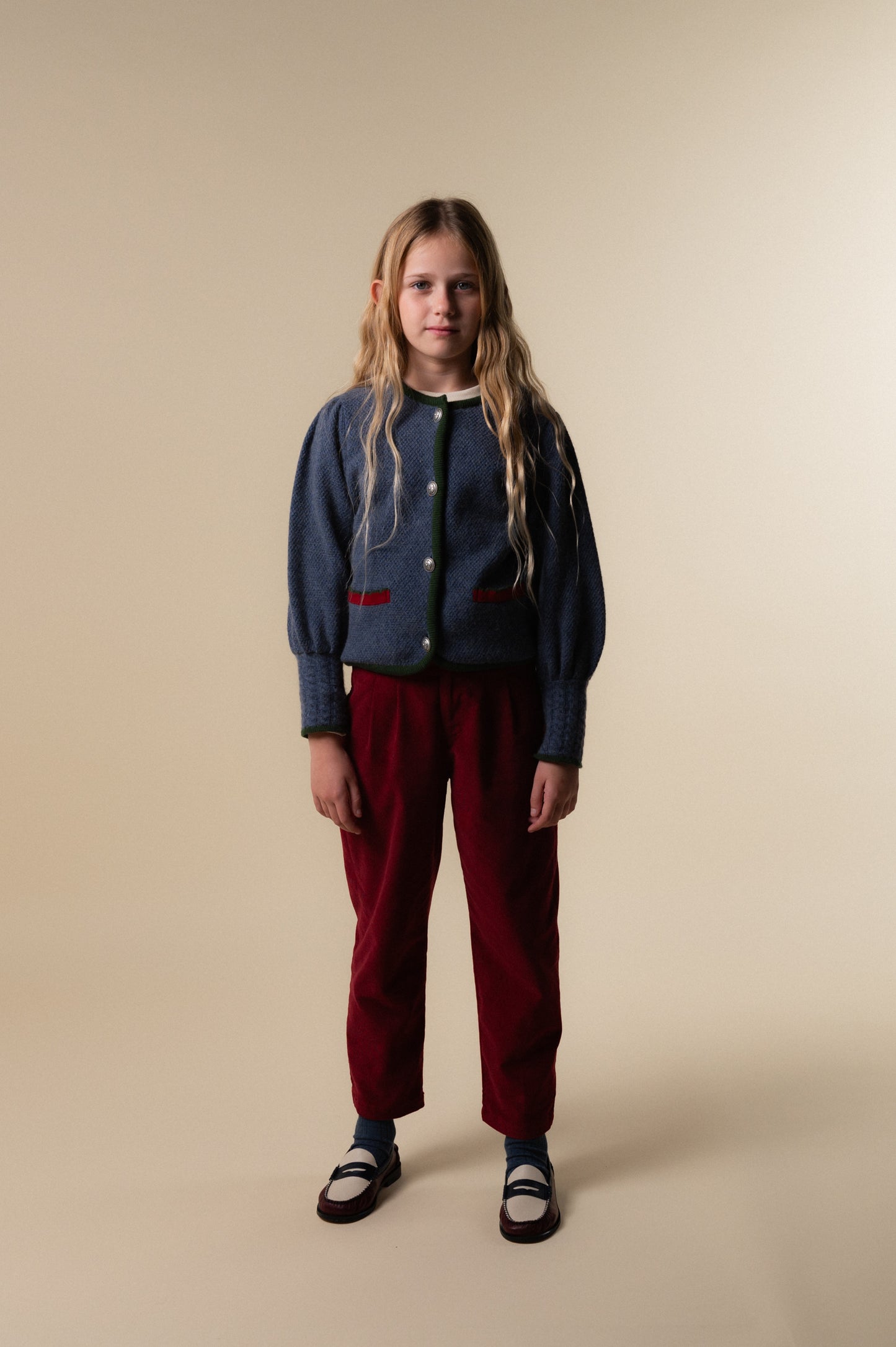 Pantalón pinzas pana Granate niña