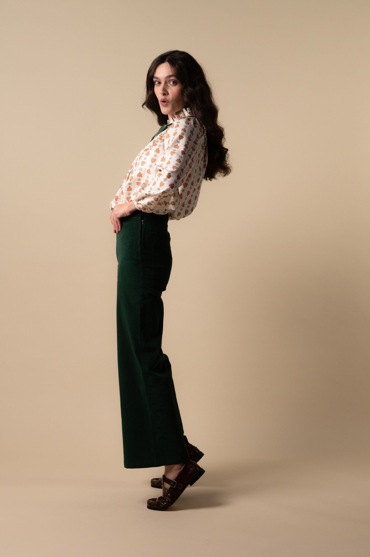 Pantalón Velvet verde antique de mujer