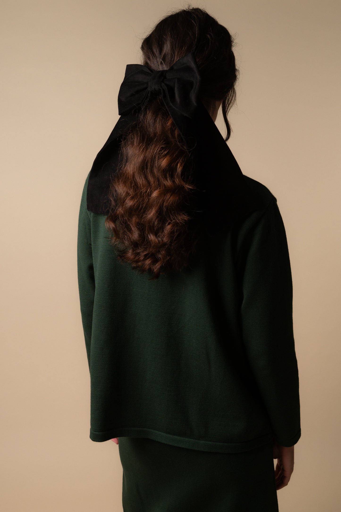 Woman Big bow Black Velvet