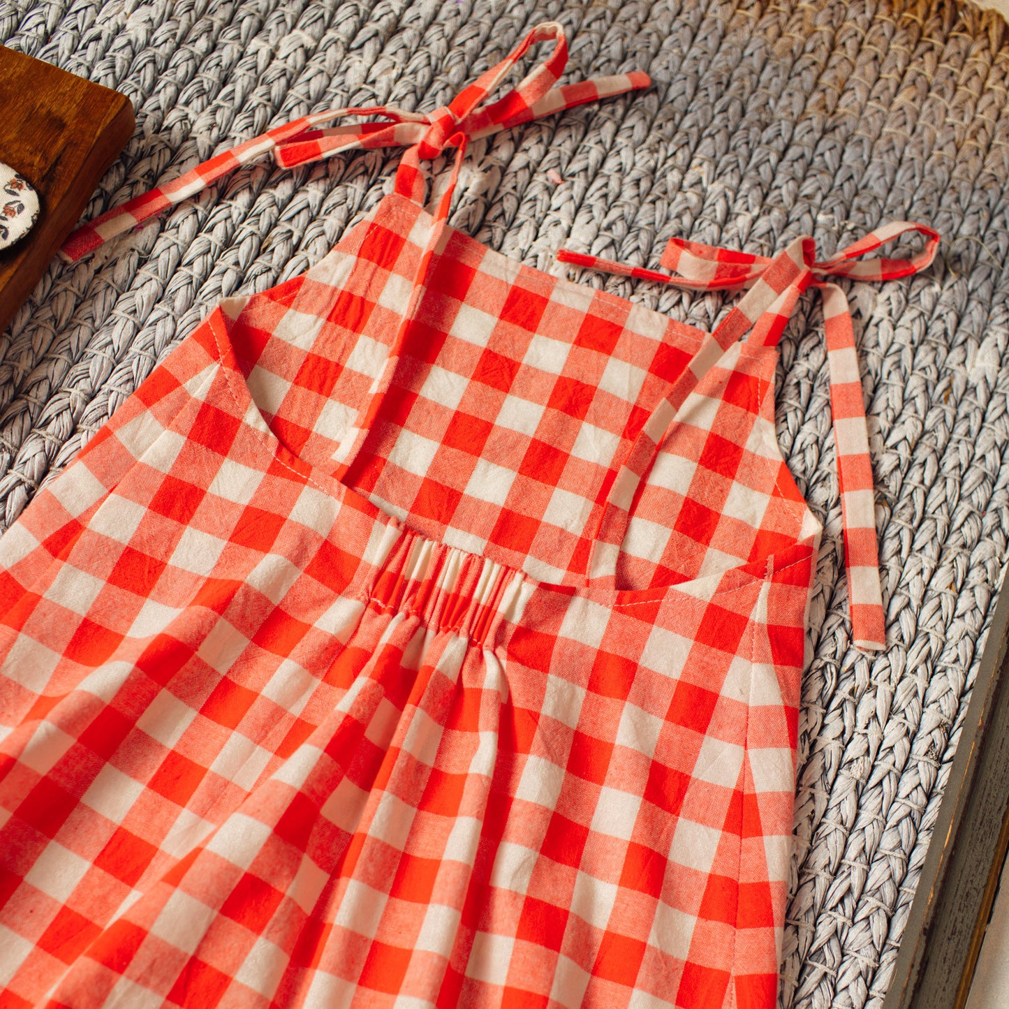 Big red Gingham woman strap dress