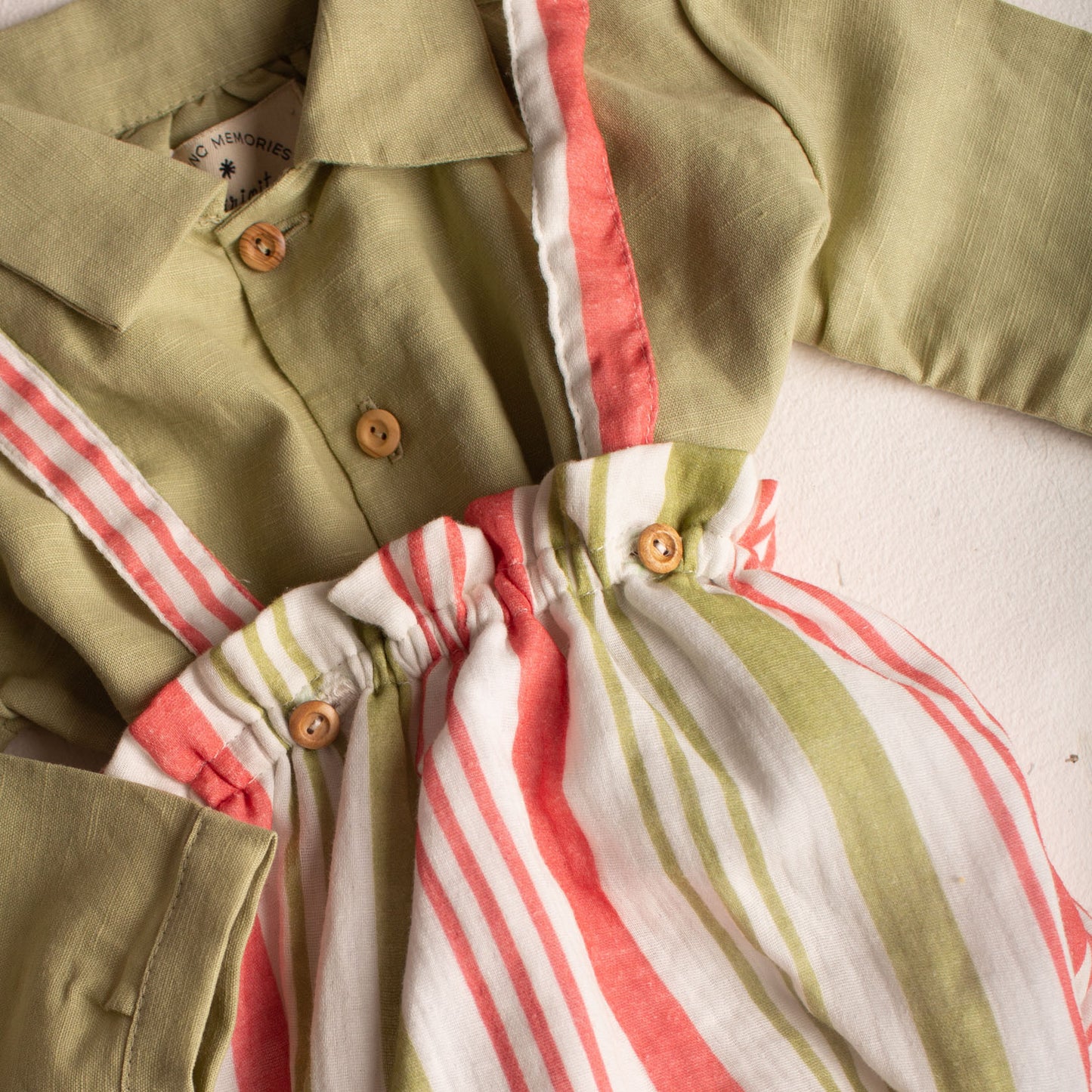 Pistachio linen Dalí shirt