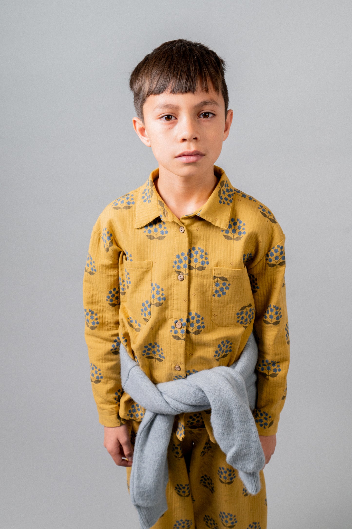 Camisa cuello pico Arboleda niño