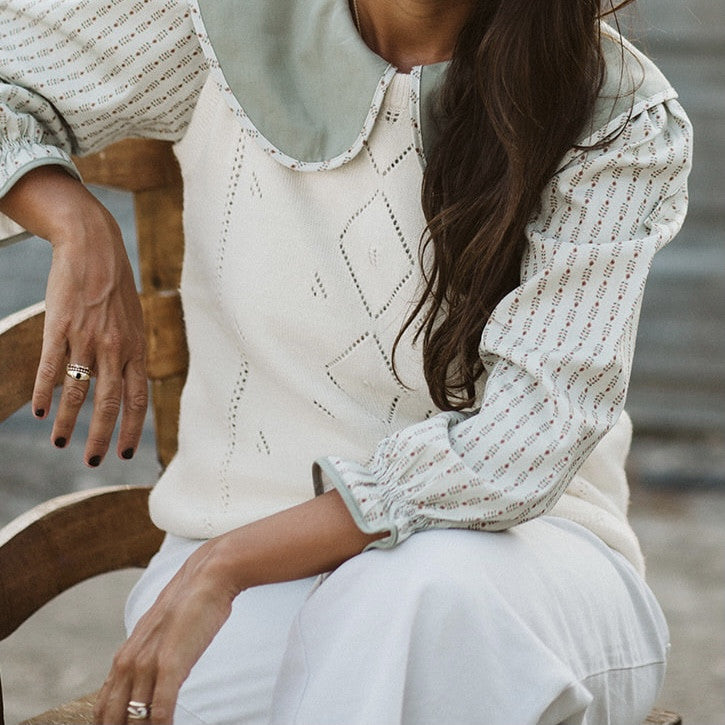 Woman ivory vest