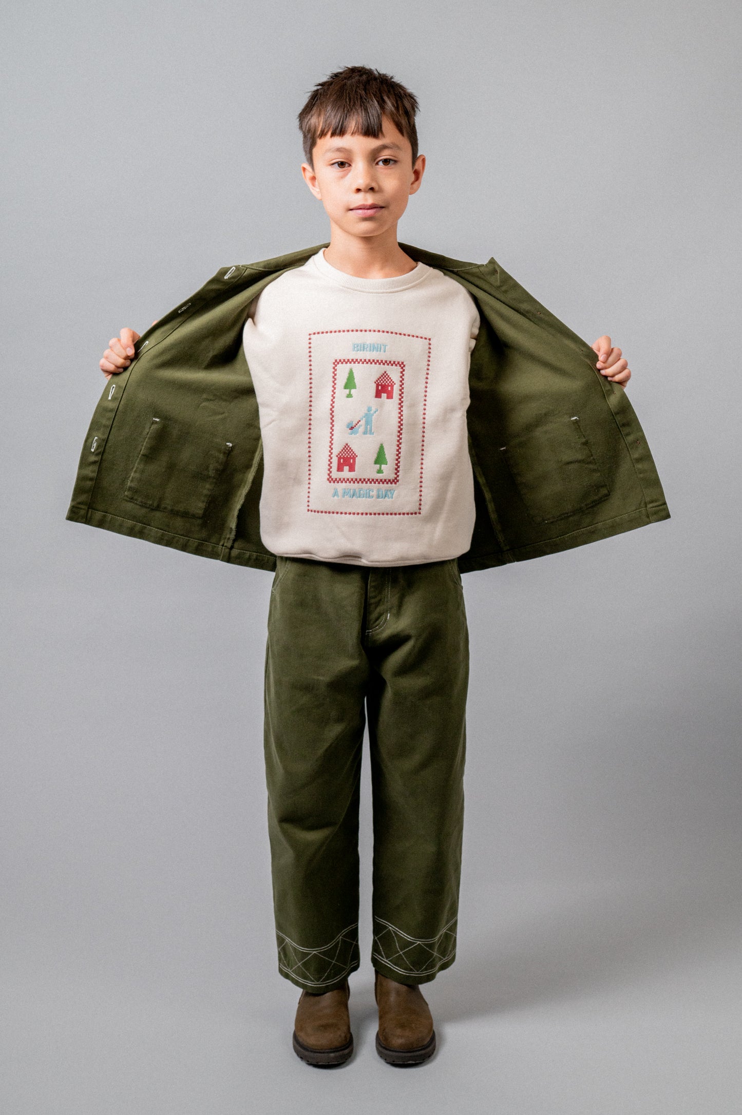 Sudadera ivory Magic day niño