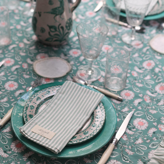 Wood tablecloth with green stripe ruffle