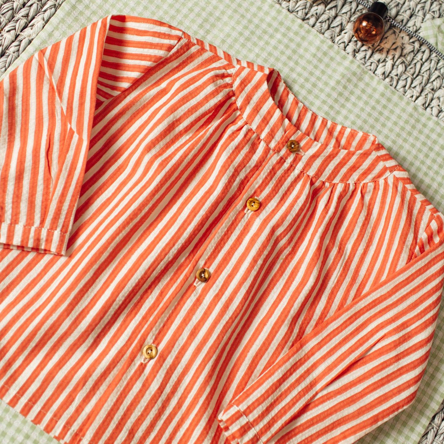 Red Stripes maho shirt