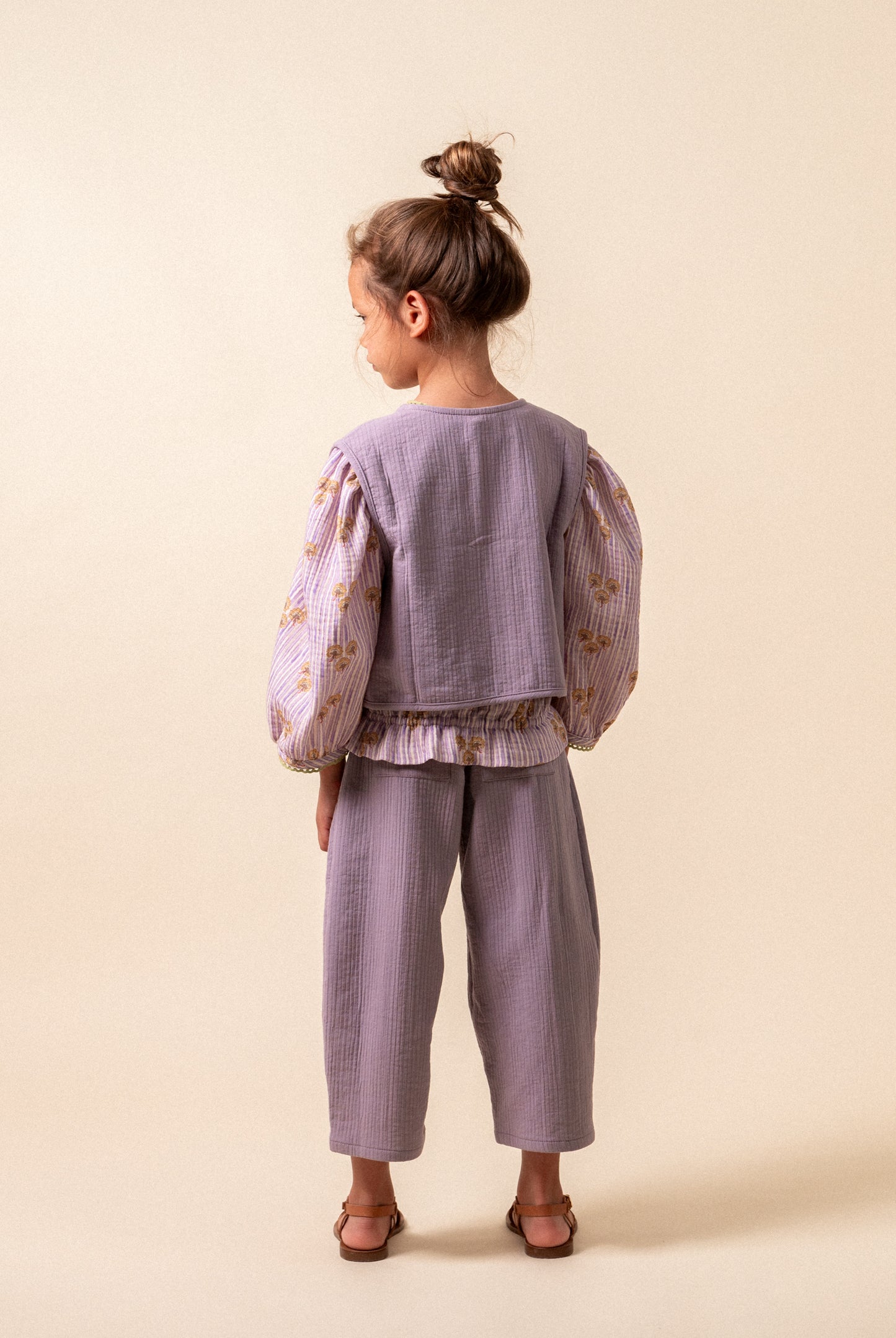 Antique mauve vest girl