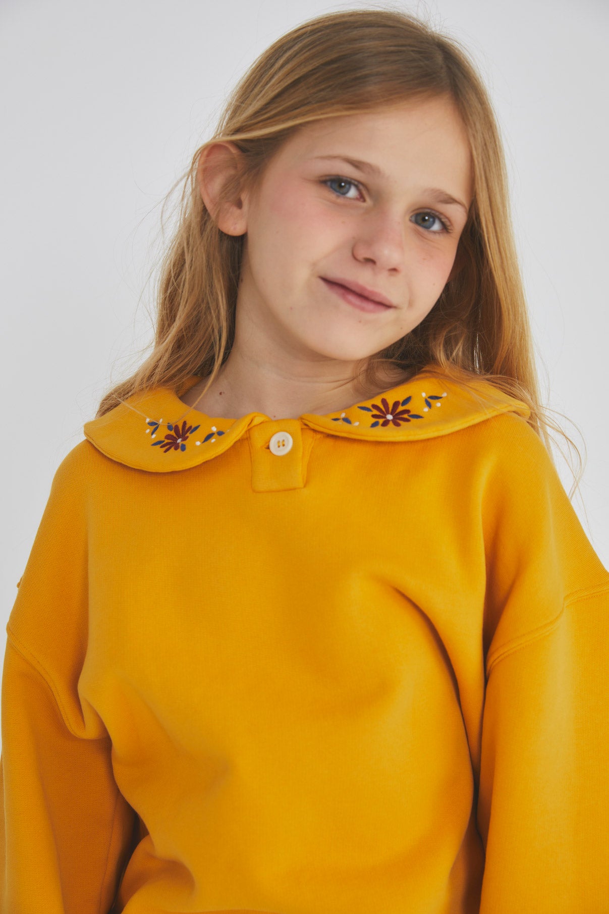 Mustard embroidered hoodie kid