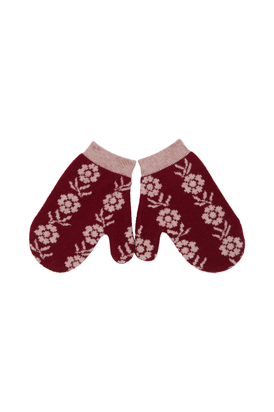 Amarena knit mittens