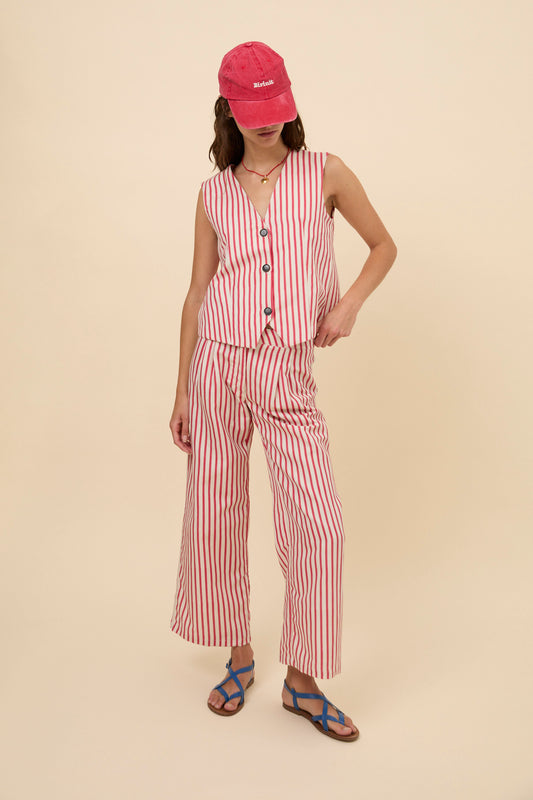 Woman red stripes pants