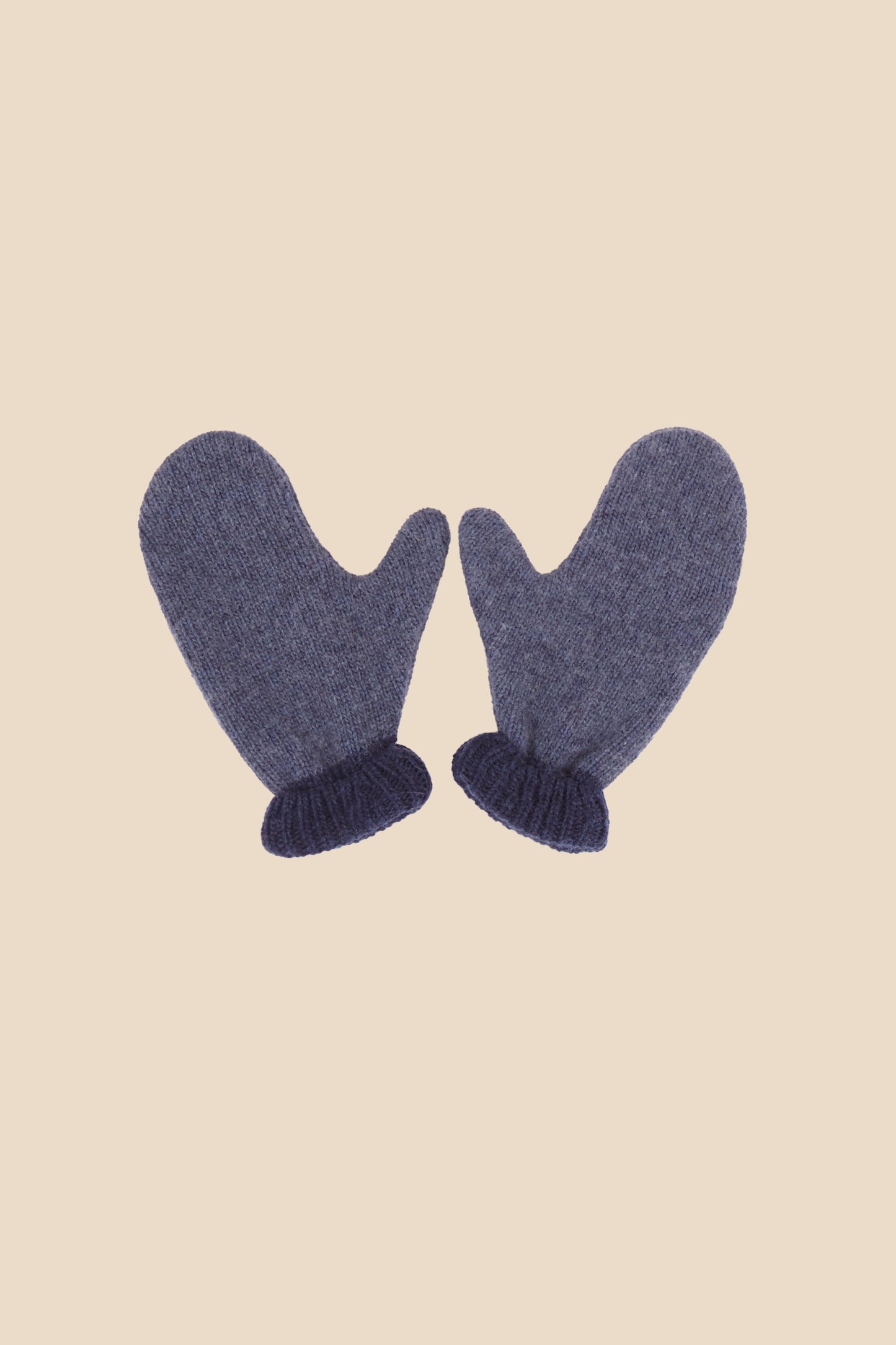 Manoplas punto azul niño