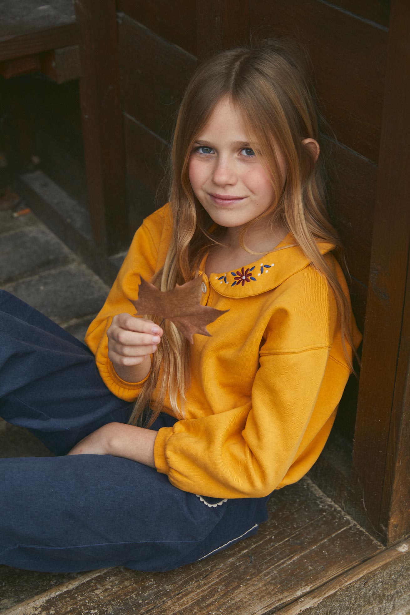 Mustard embroidered hoodie kid