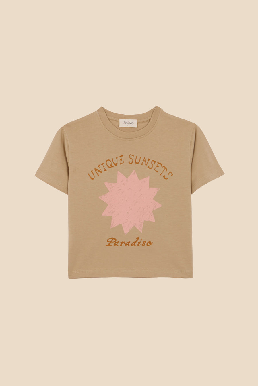 Unique Sunsets t-shirt girl