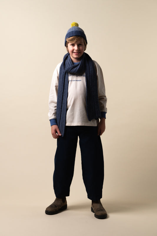 Blue knit scarf boy