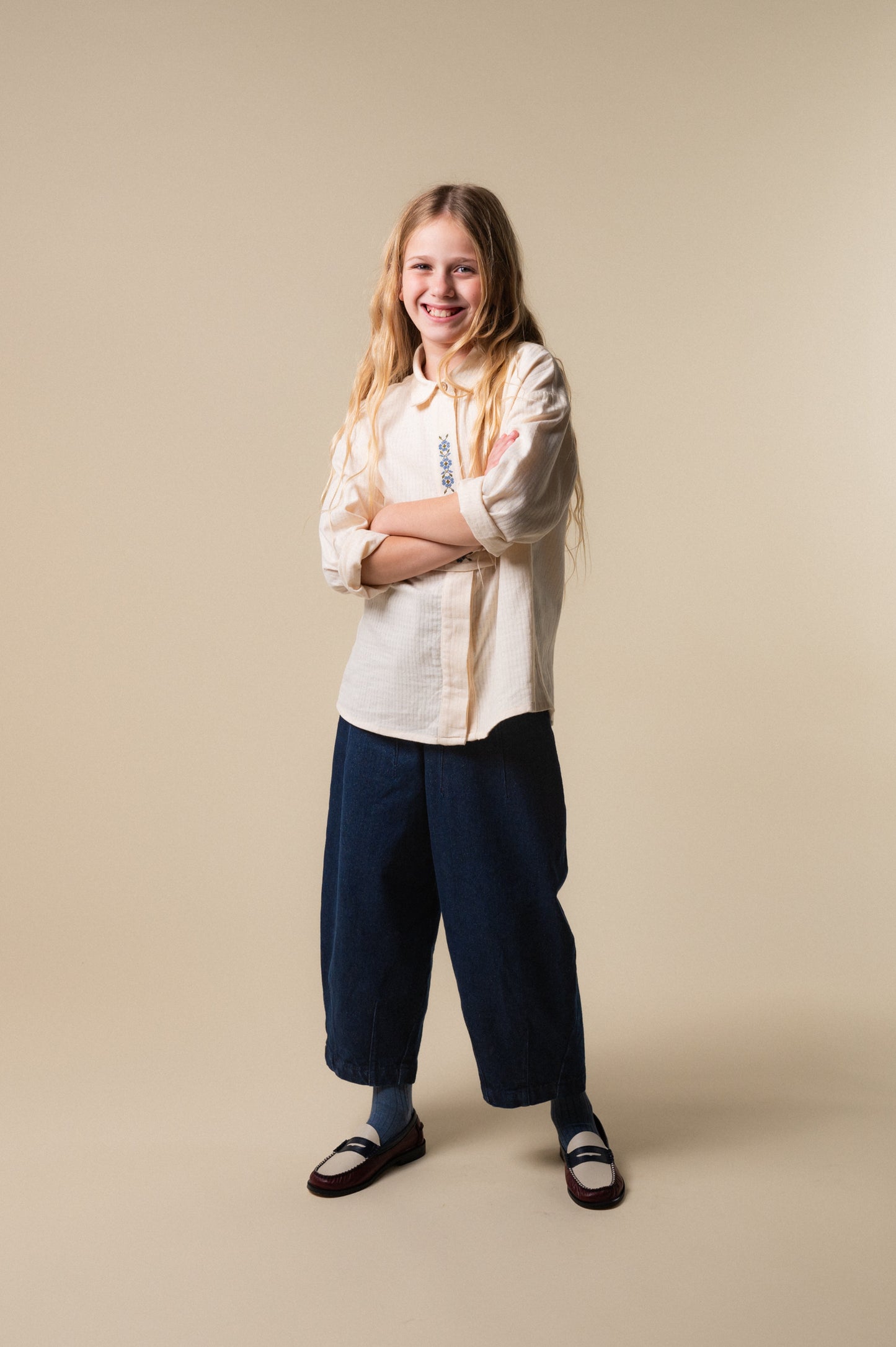 Camisa Austriaca bordada cruda niña